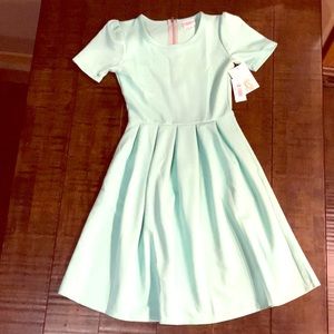 LuLaRoe Amelia Dress